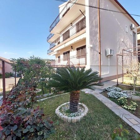 Villa Petra Trogir Buitenkant foto