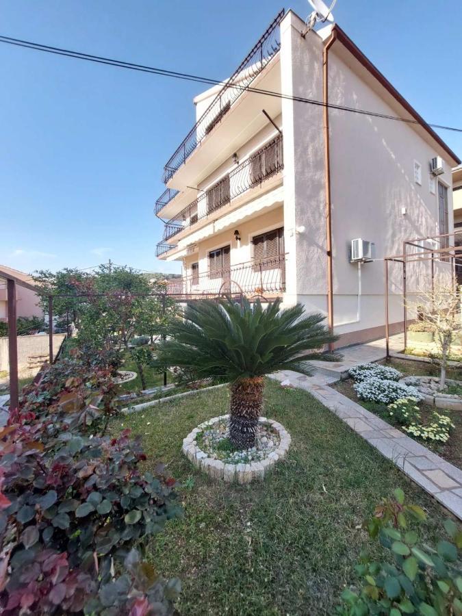 Villa Petra Trogir Buitenkant foto