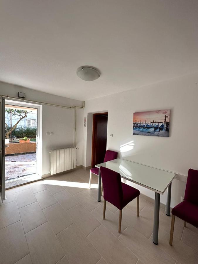 Villa Petra Trogir Buitenkant foto